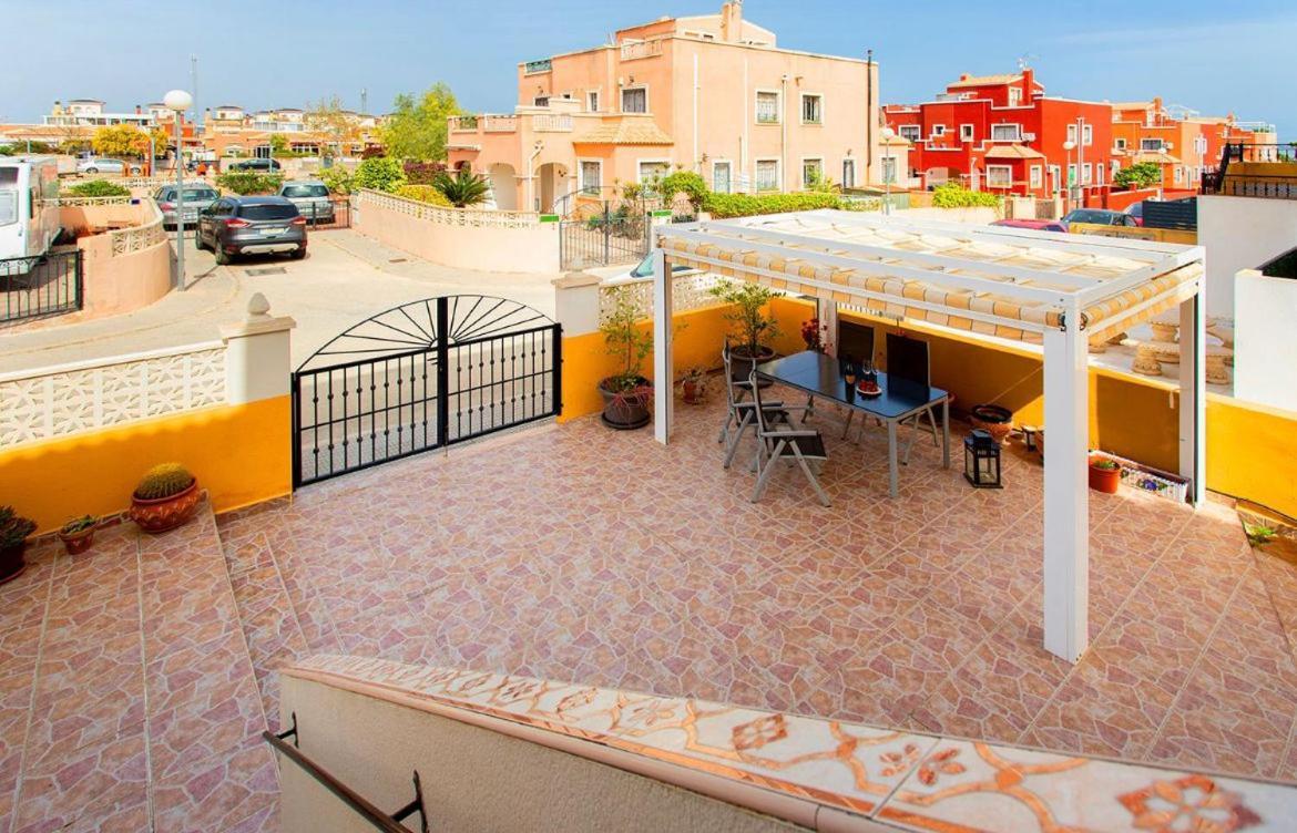 Bungalow La Herrada Los Montesinos Zewnętrze zdjęcie