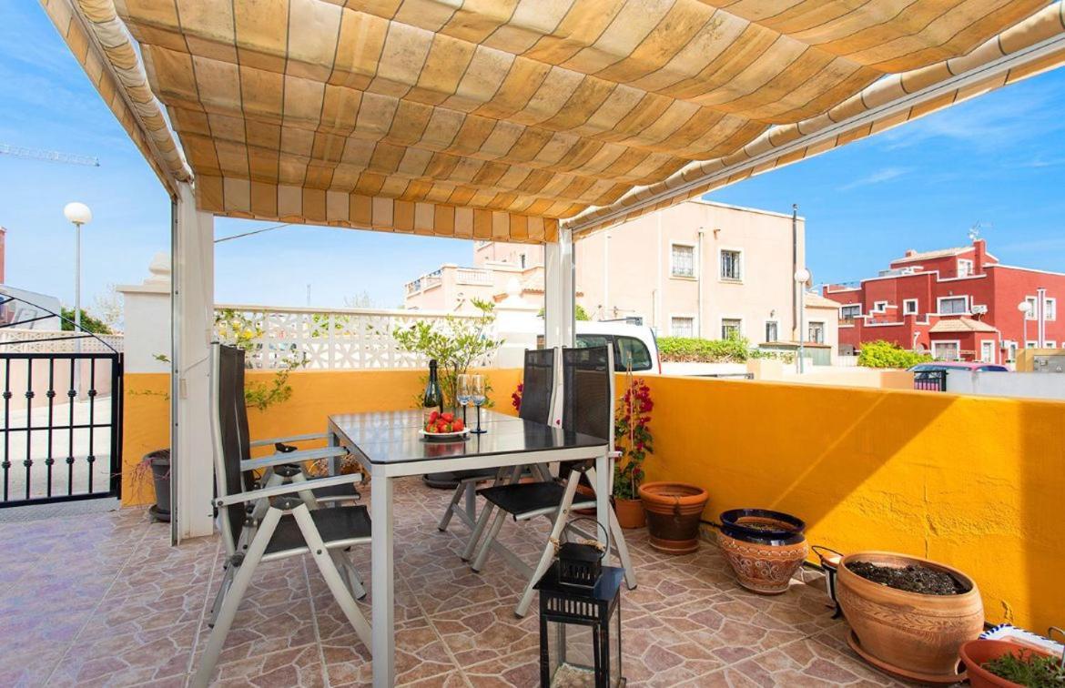 Bungalow La Herrada Los Montesinos Zewnętrze zdjęcie